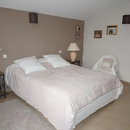 Duplex T3 Avec Terrasse Et Garage Ferme Appartement La Ciotat